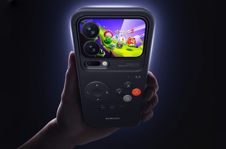 Xiaomi 17 pro max held in hand demonstrating large display and ergonomic design 